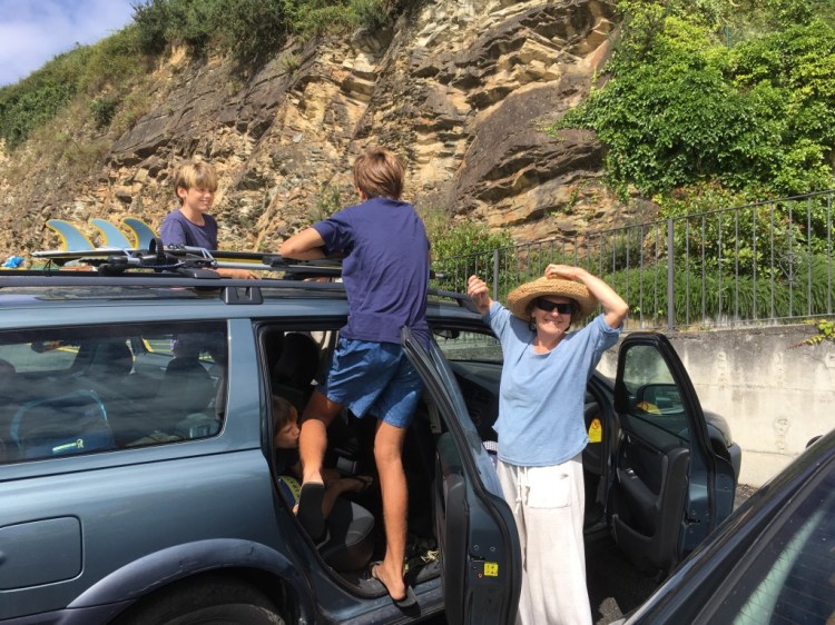 Car to beach Maguita and boys