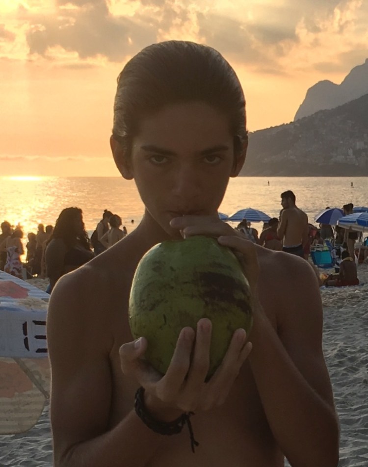 8SruOtTISwCDomdV5NUArw_thumb_142f